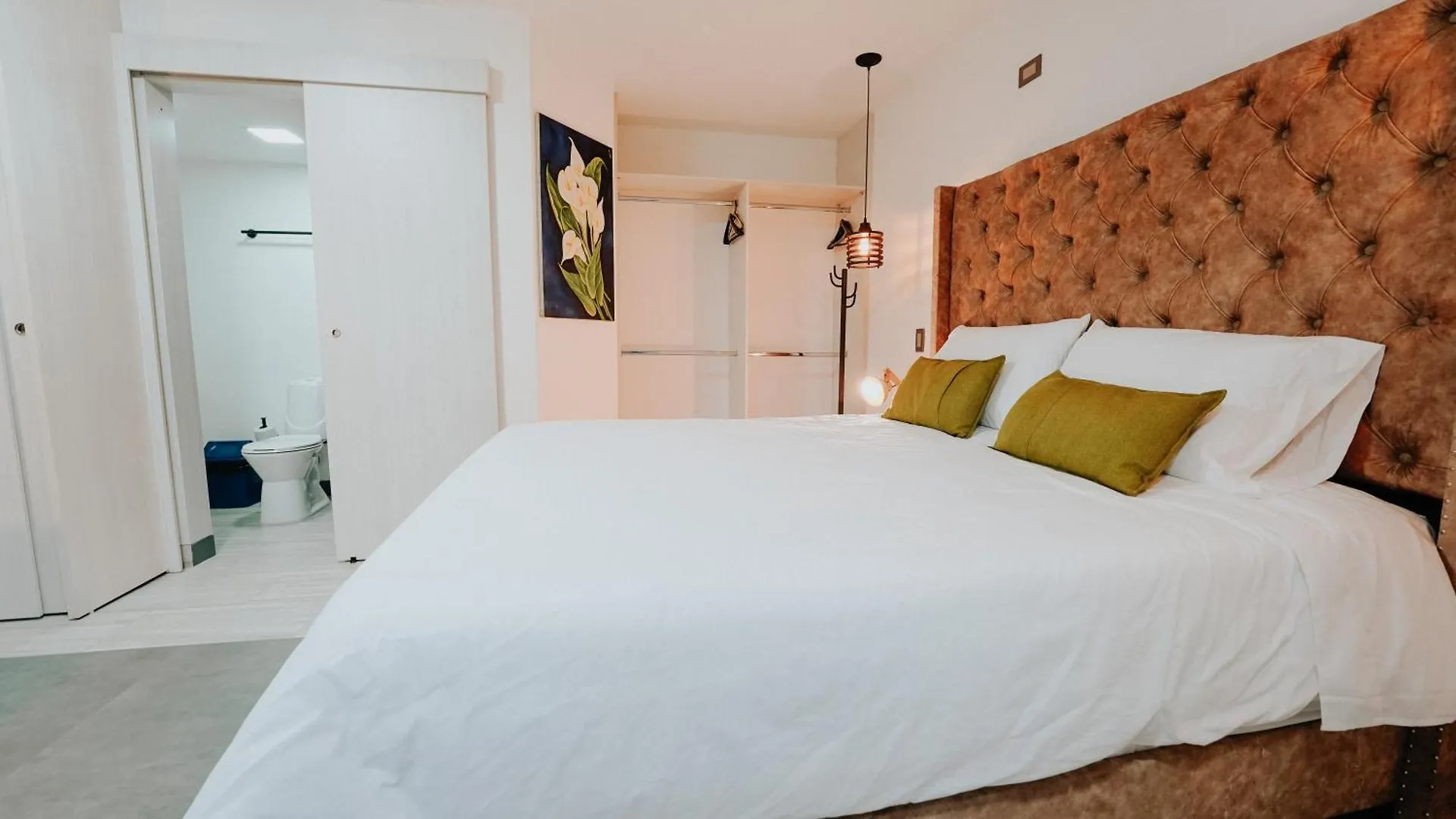 **  Hotel Balcones Del Estadio Medellin Colombia