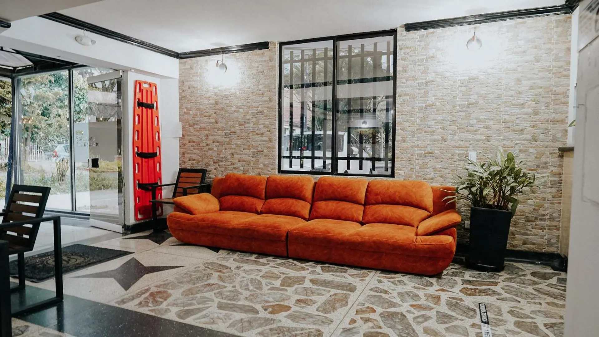 Hotel Balcones Del Estadio Medellin 2*,  Colombia