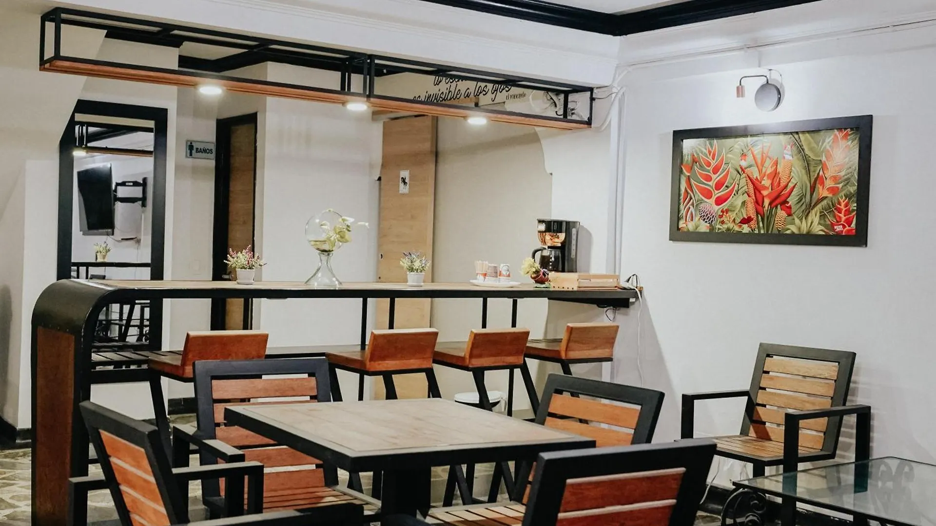 Hotel Balcones Del Estadio 메딜린